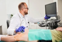 Zakrzepica żył głębokich: przyczyny, objawy, możliwości leczenia, profilaktyka